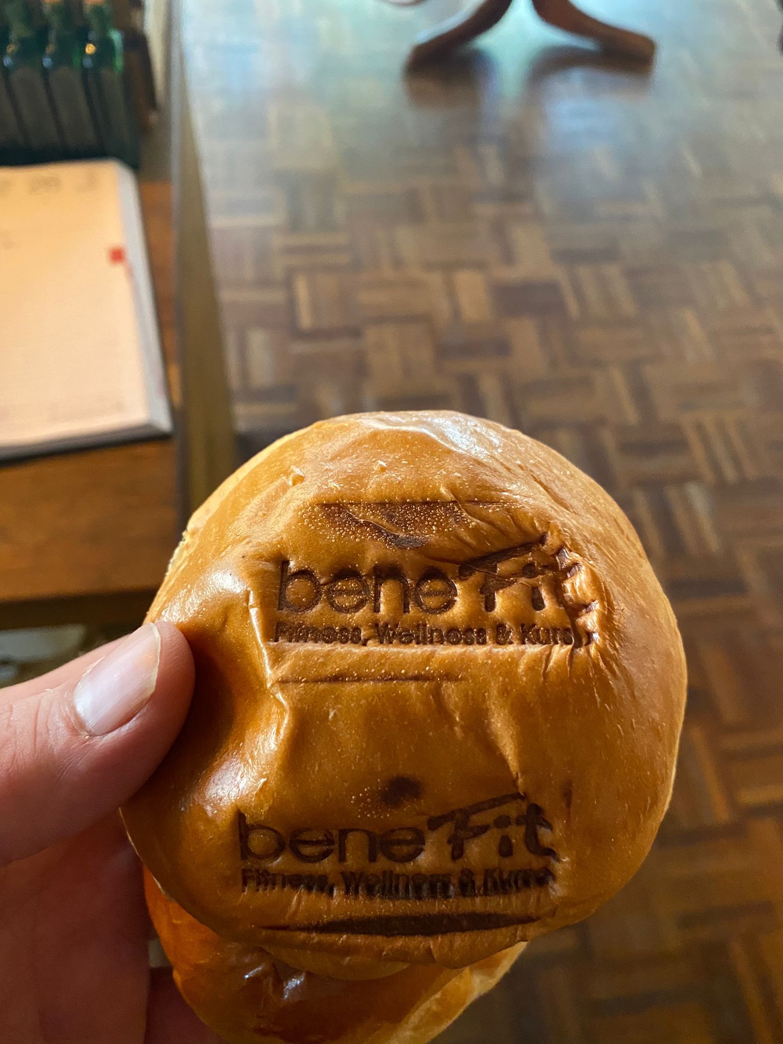 benefit-burger